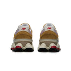 New Balance 9060 Breakfast Tea Angora – Sneakers