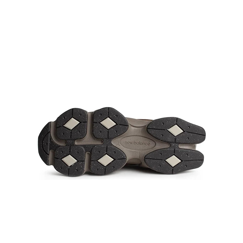 9060 Brown Ice